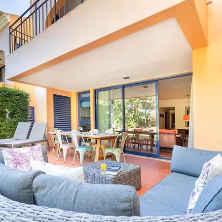 2 Bedroom Sol Golf